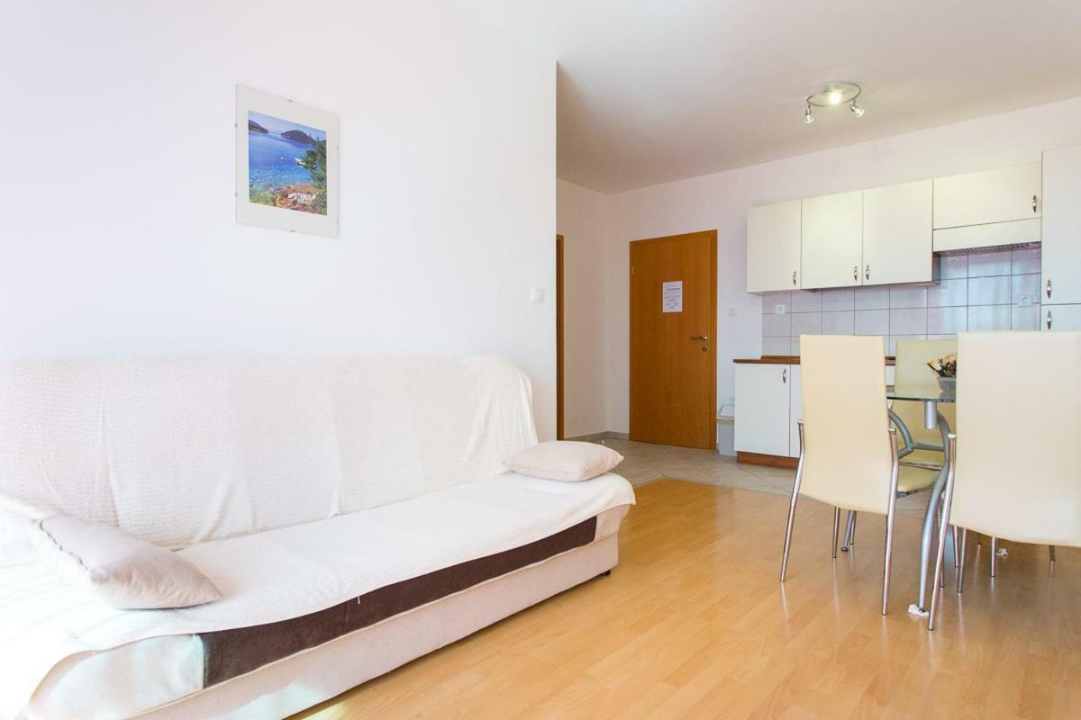 Adria Punat Apartments Luaran gambar
